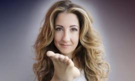 Tolentino, venerdì 8 incontro con Simona Atzori e collegamento RAI con "La vita in diretta"