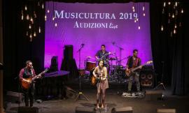 Musicultura, incetta di premi per Lavinia Mancusi nelle audizioni live: ora i 16 finalisti
