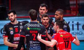 Volley, Lube. Missione compiuta a Bari: Castellana Grotte battuta 3-0, ottava vittoria di fila in SuperLega (FOTO)