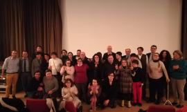 Civitanova, grande successo per la proiezione del film "Fuori centro": ovazione spontanea