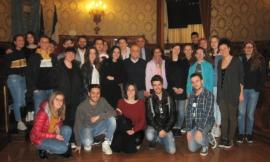 Macerata, i ragazzi del Gimnasium Burgdorf  del cantone di Berna ricevuti dal Presidente Pettinari