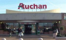 Porto Sant'Elpidio, allarme pacco bomba: evacuato il centro commerciale Auchan