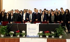 Macerata, gli studenti del Liceo scientifico Galilei incontrano l'ambasciatore Giuseppe Balboni Acqua (FOTO)