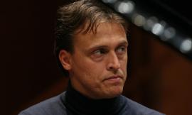 Il pianista Lorenzo Di Bella in concerto al Politeama di Tolentino