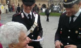 Macerata,  entra con un pretesto in casa e le ruba soldi e gioielli: anziana vittima di furto