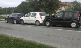 Maxi-tamponamento a Sambucheto: cinque auto e un furgone coinvolti (FOTO)
