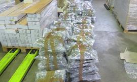 Oltre 150 chili di marijuana trovati all'interno di un magazzino: due arresti (FOTO)