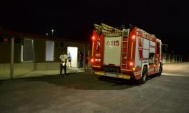 Paura a Camerino: incendio in un container in via D’Accorso