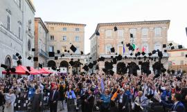 UniMc, torna la Giornata del Laureato: festa in piazza per 3 generazioni di Dottori