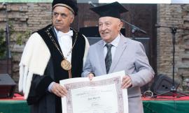 A UniMC torna Italo Spinelli: laurea a 82 anni per trovare risposte dopo la morte della moglie