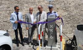 Macerata, inaugurata in viale Trieste la colonnina di ricarica per veicoli elettrici