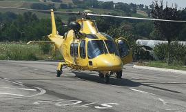 Civitanova, scontro fra auto e scooter:  36enne soccorso in eliambulanza