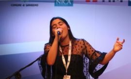 Civitanova, grande successo allo chalet "La Contessa" per lo spettacolo della cantante Federica Guardiani (FOTO)