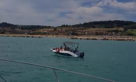 Porto Potenza Picena, sanzionato un natante a motore e recuperata un'imbarcazione con quattro persone a bordo