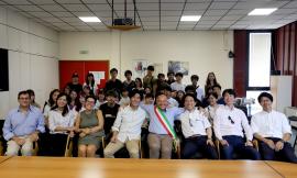 Camerino, studenti giapponesi ricevuti dal sindaco Sborgia per un progetto tra Unicam e l'università di Tokyo (FOTO)