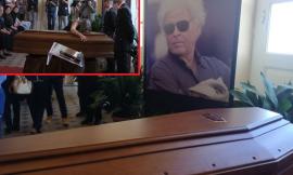 "Una canzone il tuo posto  prenderà": il saluto di Recanati a Piero Cesanelli (VIDEO e FOTO)