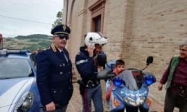 I bambini giocano in piazza con "Un Bel Forte in Gioco": grande successo per lo stand della Polizia  (FOTO)