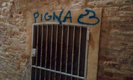 Macerata, ennesima scritta contro il questore Antonio Pignataro (FOTO)