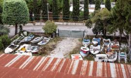 Porto Potenza, deposito in area privata di natanti sequestrati, M5S: "Stanno lì a marcire da anni"