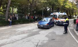 Tolentino, doppio investimento in piazzale Europa: arriva l'eliambulanza