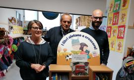 Macerata, nuovi libri per la scuola "Rodari": donazione della Big Mat di Fabio Sbaffi