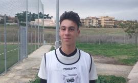 U.S. Tolentino, il giovane difensore Mattia Stefoni in azzurro