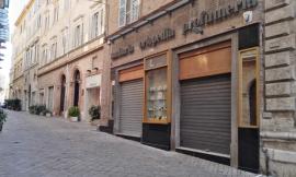 Macerata, cambia la viabilità per far posto alle bancarelle del "Barattolo di Natale"