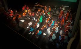 Macerata, l'Orchestra giovanile delle Marche al debutto sul palco del "Lauro Rossi"