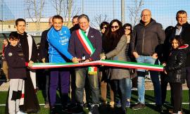 Tolentino, taglio del nastro per il nuovo manto del campo sportivo in zona Sticchi