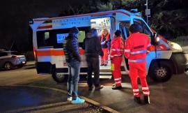 Aggrediti in strada: spuntano coltelli (FOTO)