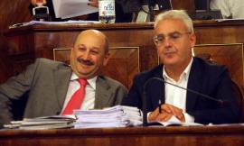 Narciso Ricotta, la presentazione diventa talk-show: domande in anticipo e passato rinnegato