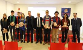 Unicam, "La verità rende liberi": consegnate copie del libro di Liliana Segre agli studenti