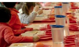 Scuola Olimpia, cuoca della mensa si dimette a Montefano: "Spesi 126mila euro, ma pasti preparati a Recanati"