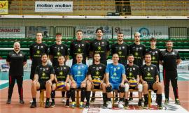 Volley Serie B, la Paoloni Macerata lotta ma alla fine vince BlueItaly Pineto 3-0