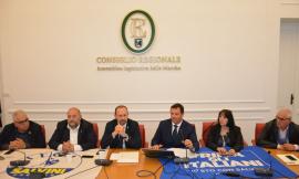 Coronavirus,  Lega Marche attacca:  "Medici e infermieri lasciati soli per guerra interna al Pd"