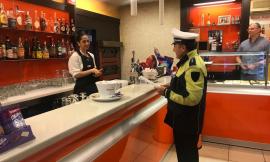 Macerata, la Polizia locale fa visita ai commercianti per fornire informazioni sul Coronavirus (FOTO)