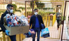 Macerata, il "dolce tributo” della Lega: donate uova di Pasqua e colombe all'Asilo della Pietà