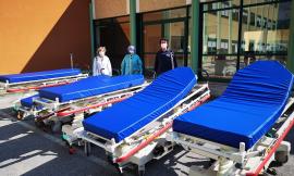 Il grande cuore della Transport Service: donate pompe a siringa e barelle all'Ospedale di Camerino