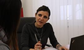Problemi con le scorte di Plaquenil nelle Marche, Romina Pergolesi incalza: "Farmaco di vitale importanza"