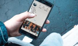 Sui social si finge un'altra persona per acquisti online: rischia fino a un anno di carcere