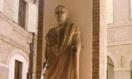 Macerata, restauro delle statue romane del palazzo comunale: al via con l'Art Bonus