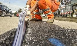 Potenza Picena, problemi con la fibra ottica. L'assessore Isidori: "Ritardi nei lavori non dipesi dal Comune"