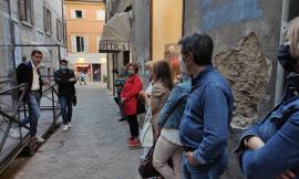 Macerata, i leghisti Marchiori e Merlini al flash mob dei commercianti: "Regole e progetti condivisi"