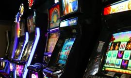 Il paradosso di slot machine e vlt: prima alienanti, oggi potenziali focolai di assembramenti