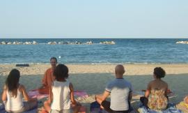 Civitanova, torna l’appuntamento con “Sì Yoga Tour”: mercoledì la presentazione del programma