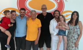 Campione tra i pali ma anche ai fornelli: Stefano Tacconi fa visita all'azienda "De Carlonis”