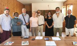 Recanati, inaugurato il punto di distribuzione per raccolta differenziata a Montefiore