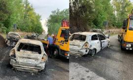 Mogliano, due auto in fiamme dopo un incidente: tre feriti al Pronto Soccorso (FOTO)