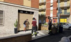 Sisma, parrucchiere costretto a chiudere la propria attività dopo 3 anni: "La burocrazia uccide"