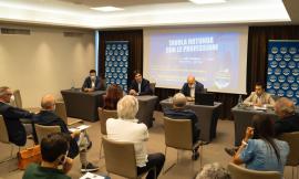 Regionali, Acquaroli incontra i professionisti marchigiani: "la nostra società si fonda su di loro"